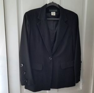 Harve Bernard Classic Black Blazer